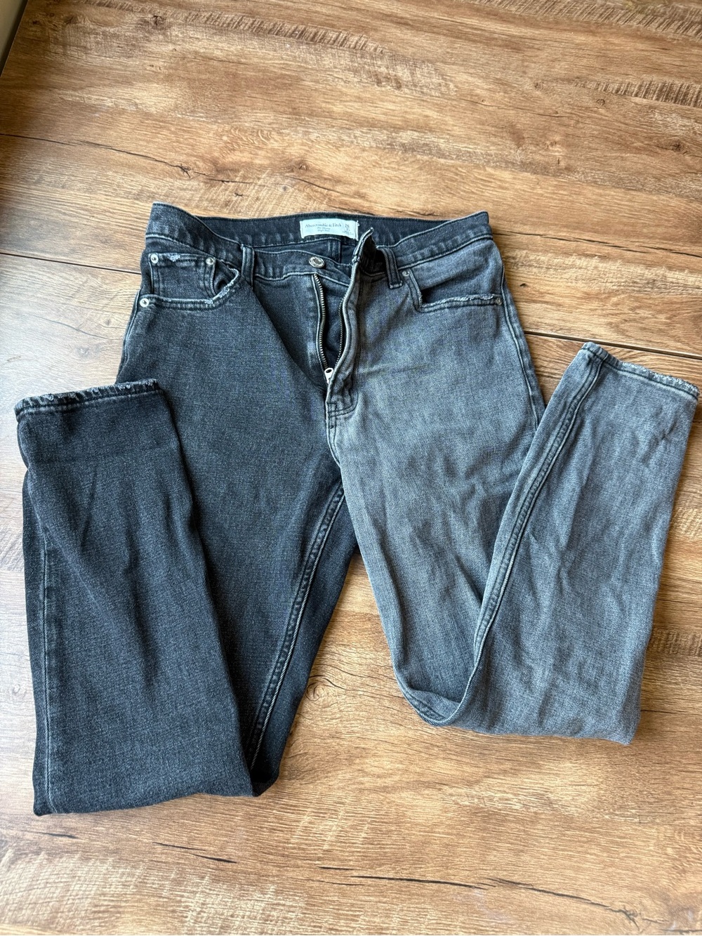Abercrombie & Fitch Women's Two-Tone Grey / black Straight Leg Jeans
